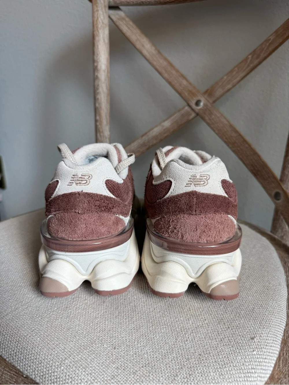New Balance 9060 Sneakers Rich Oaktimber Wolf